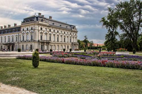 Keszthely legjobb medencés szállásai - Nyaralj stílusosan!